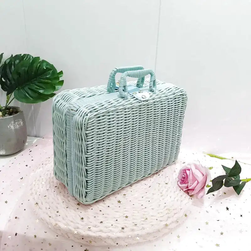 Panier déco en osier avec anse foulard