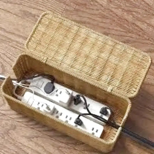 Boîte en osier cache-câbles