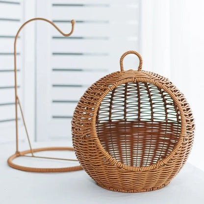 Panier suspendu en osier pour chat