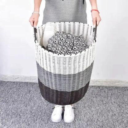 Panier à linge en osier gris